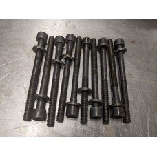 116L132 Cylinder Head Bolt Kit For 16-19 Nissan Versa  1.6